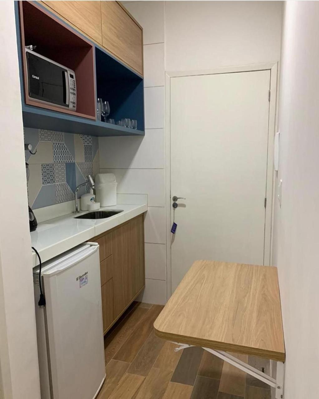 Apartment 214 Marinas *